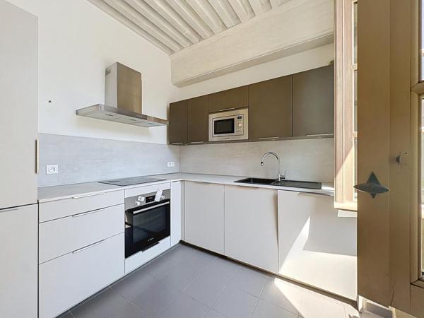 T2 – NON MEUBLE – 63M2 – 69002 – LYON