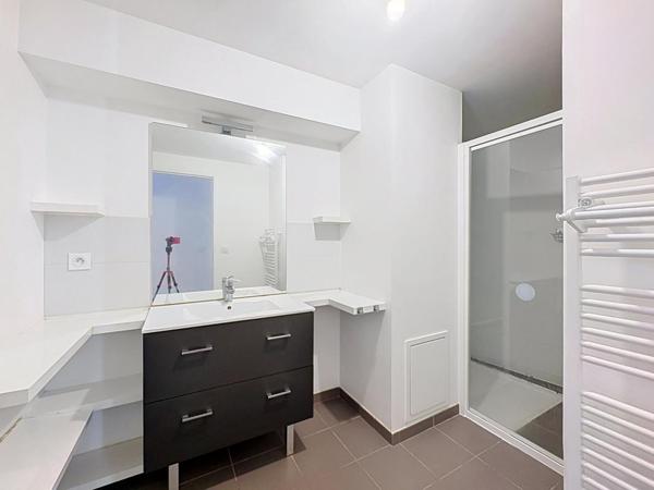 T2 – NON MEUBLE – 63M2 – 69002 – LYON