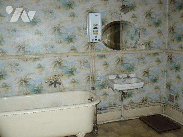 Immeuble à Vendre à Raon-l'Étape (88110) en Vosges (88)

Ce bien immobilier se compose de 9 p...