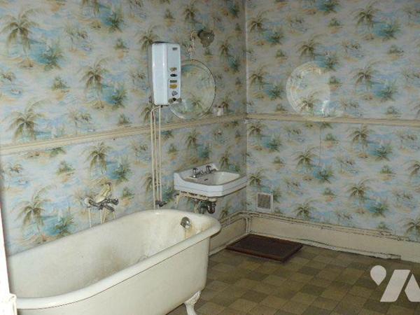 Immeuble à Vendre à Raon-l'Étape (88110) en Vosges (88)

Ce bien immobilier se compose de 9 p...