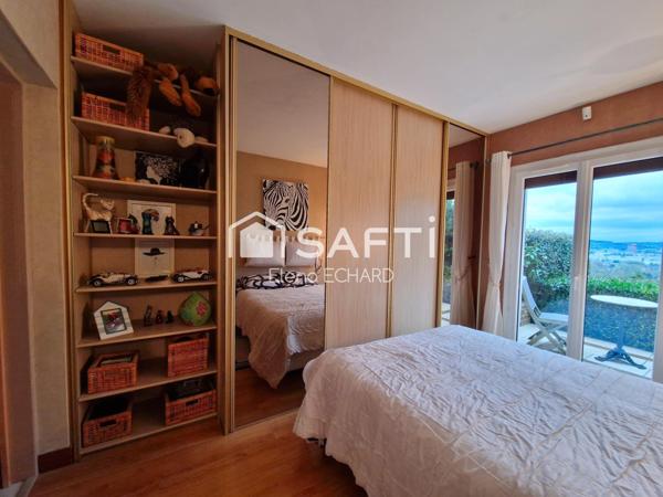 Maison à Vendre à FOLLAINVILLE-DENNEMONT de 134 m2