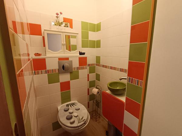 La Seyne. Maison T6 de 115 m² avec garage de 40 m² sur 400 m² de terrain