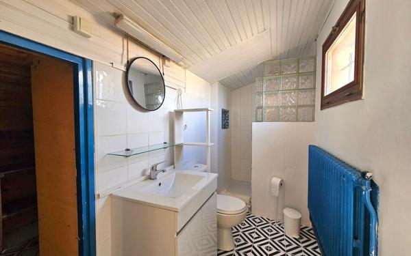 Maison à vendre    2 pièces • 159 m2 Salon-de-Provence