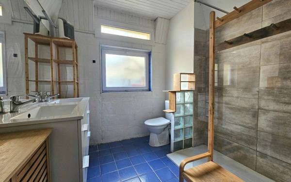 Maison à vendre    2 pièces • 159 m2 Salon-de-Provence