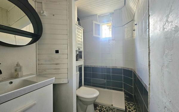 Maison à vendre    2 pièces • 159 m2 Salon-de-Provence