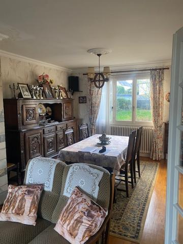 Miniac-Morvan (35540) Maison centre ville Miniac-Morvan