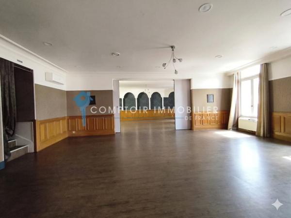 Propriete
                                                                                                                                                                                                                                                                                                                        40 pièce(s)                                                                                                                                                                                                          30 chambre(s)                                                                                                                                                                                                          2000  m²