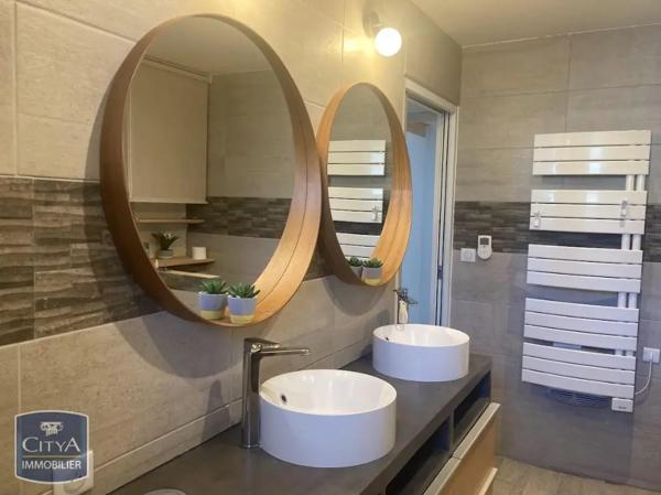 Maison à louer 5 pièces 94.9m² Saint-Romain-de-Jalionas (38460)