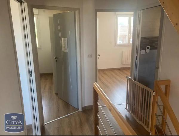 Maison à louer 5 pièces 94.9m² Saint-Romain-de-Jalionas (38460)