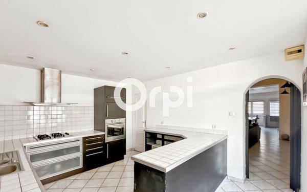 Maison à vendre    5 pièces • 155,42 m2 Auchel