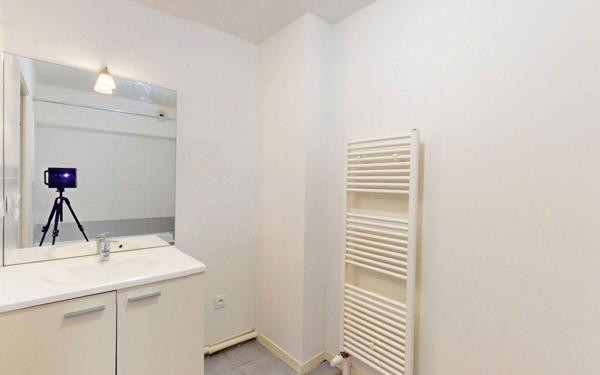 Appartement à vendre    3 pièces • 65,72 m2 Saint-Orens-de-Gameville