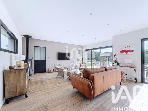 Maison à vendre 6 pièces 168 m² Chazay-d'Azergues