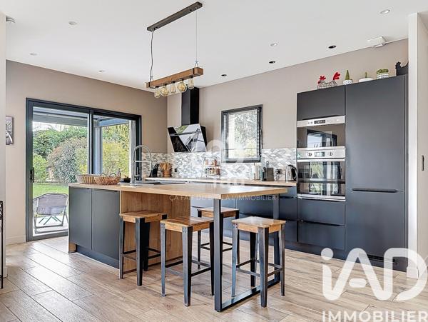 Maison à vendre 6 pièces 168 m² Chazay-d'Azergues