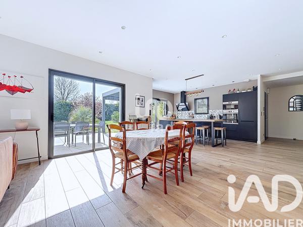 Maison à vendre 6 pièces 168 m² Chazay-d'Azergues