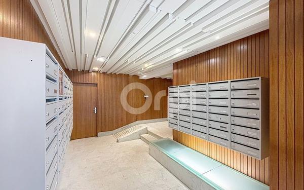 Appartement à vendre    1 pièce • 27,21 m2 Paris 15