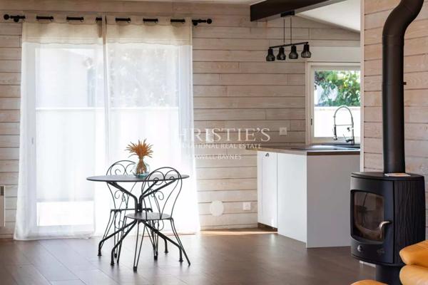BISCARROSSE : Villa d’architecte ossature bois avec piscine et jardin