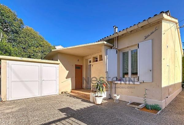 Maison Orange , Garage, Jardin