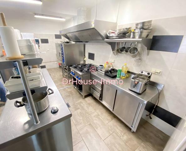 Commerce à vendre 4 pièces de 117 m²