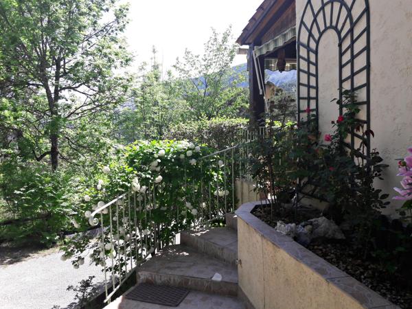 Lambruisse – Maison 150 m², 7 pièces, 5 chambres, terrain 1 150 m², vue vallée