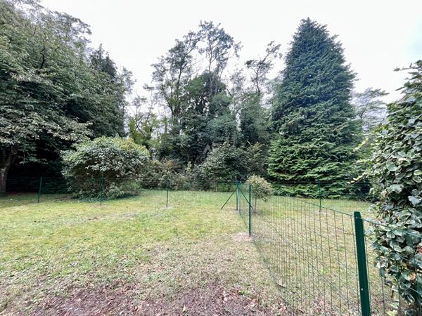 TERRAIN A BATIR ERAGNY - 690m² €200 000 ** - Référence 5790