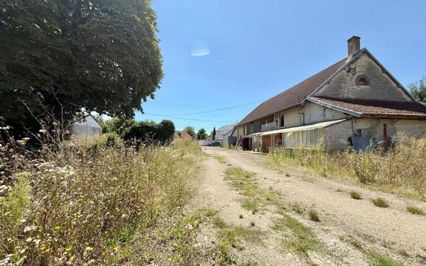 Maison à vendre    3 pièces •  Arc-sur-Tille