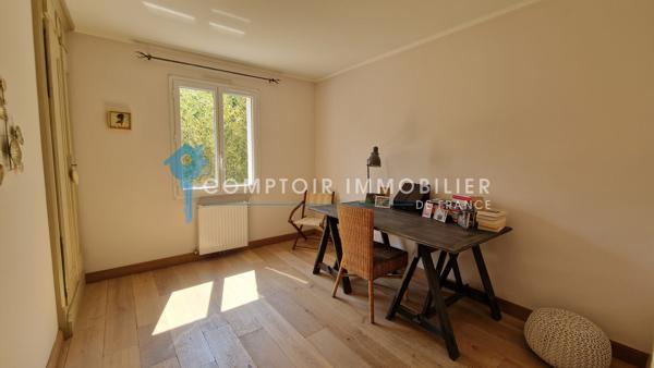 Maison
                                                                                                                                                                                                                                                                                                                        5 pièce(s)                                                                                                                                                                                                          3 chambre(s)                                                                                                                                                                                                          120  m²