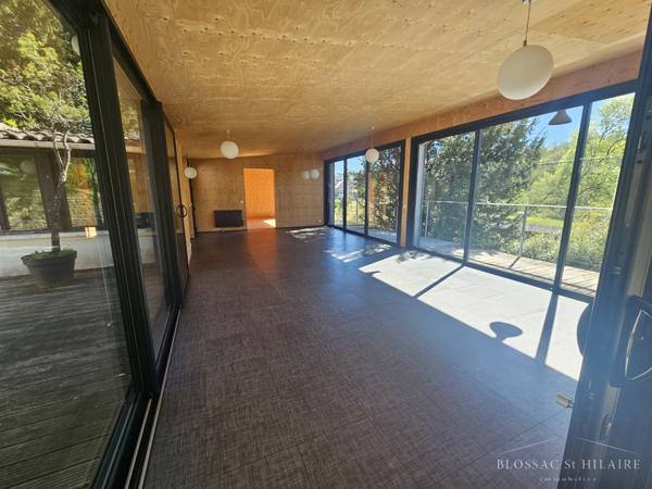 POITIERS CASSETTE, Maison T3/4 d'environ 118 m² avec garage et jardin