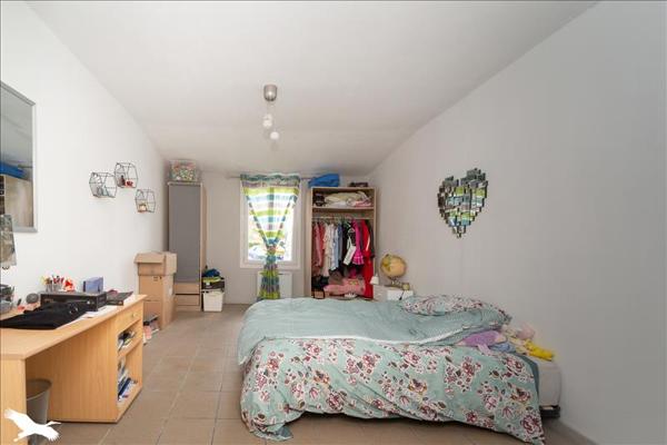 Maison à vendre |  Anglade |  5 pièces | 152 m²