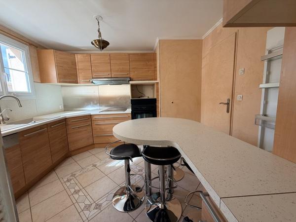 Maison à vendre |  Vauréal |  7 pièces | 125 m²