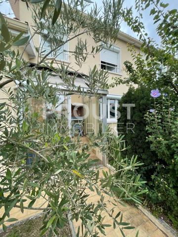 Viager, quartier quai métayer, maison mitoyenne, 3 chambres, jardin , garage.