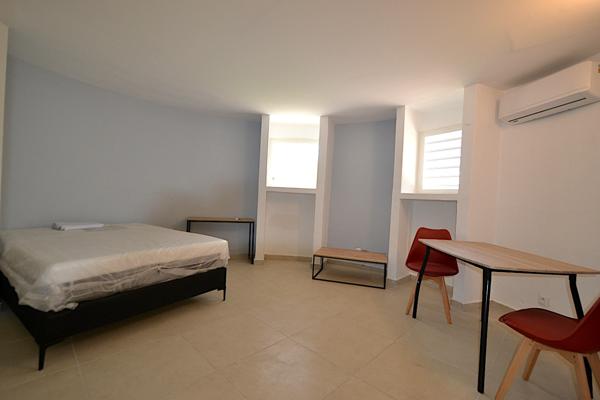 Gosier (97190) Grand Studio de 40m2 rénové Dampierre