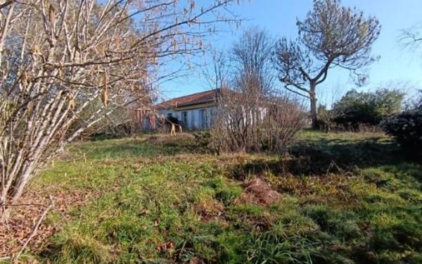 Maison à vendre    4 pièces • 109 m2 Saint-Loubès