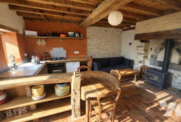 A VENDRE - MAISON CAMPAGNE EN HAMEAU - JARDIN 
