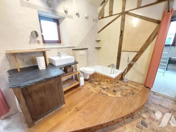 A VENDRE - MAISON CAMPAGNE EN HAMEAU - JARDIN 