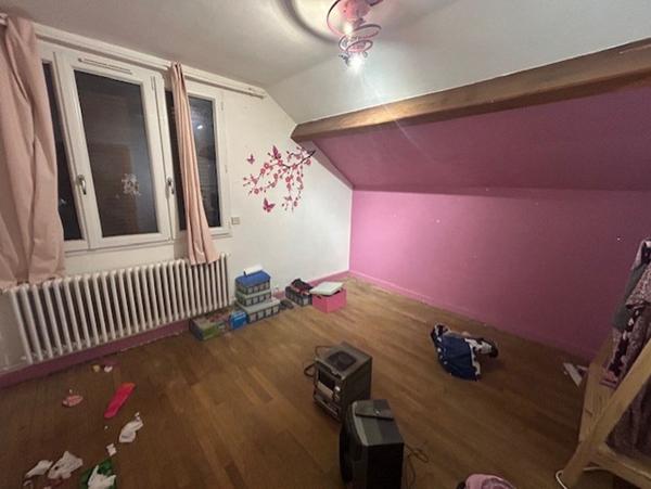 Maison à vendre à Broussy le Grand - 5 pièces avec jardin