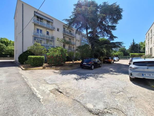 Annexes stationnement