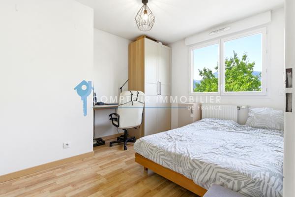 Appartement
                                                                                                                                                                                                                                                                                                                        3 pièce(s)                                                                                                                                                                                                          2 chambre(s)                                                                                                                                                                                                          70  m²