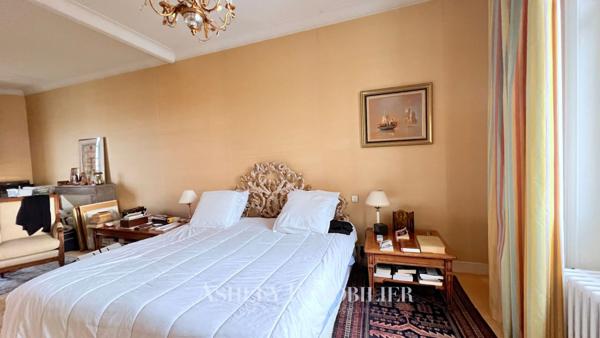 RARE PROPRIÉTÉ LA ROCHELLE - QUARTIER DU MAIL