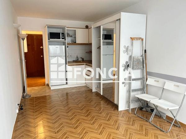 Location Studio 21.25 m² - 37-39 RUE CONDORCET Paris 75009