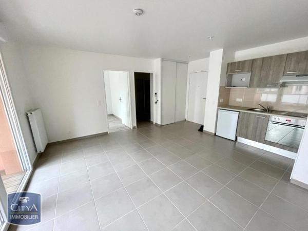 Appartement à louer 2 pièces 41.76m²