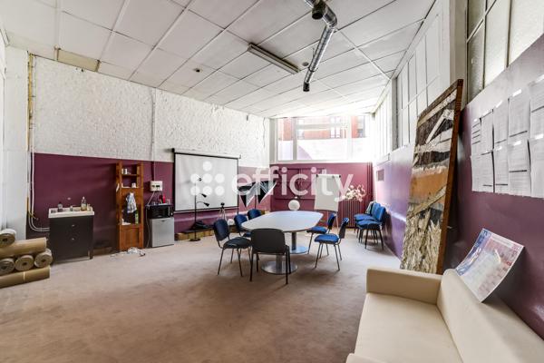 Bureau 4 pièces - 86 m²