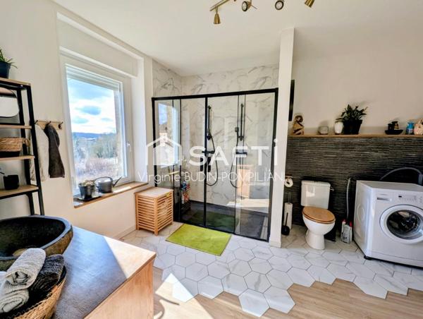 MAISON INDIVIDUELLE 2 CHAMBRES POSSIBILITE GRENIER AMENAGEABLE CARPORT JARDIN