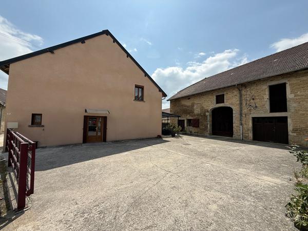 Maison - 4 pièces - 85 m²