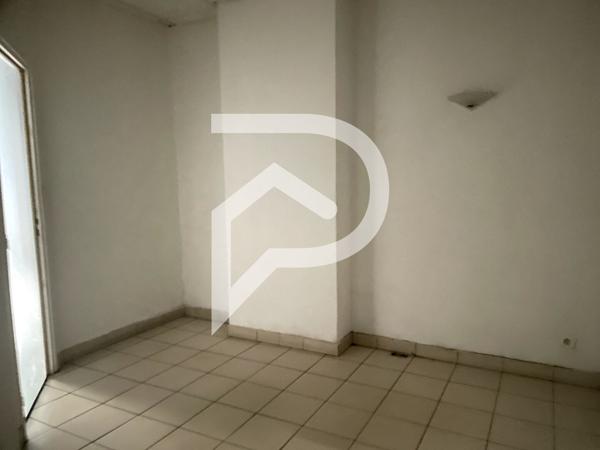Immeuble 20 pièces 300 m2