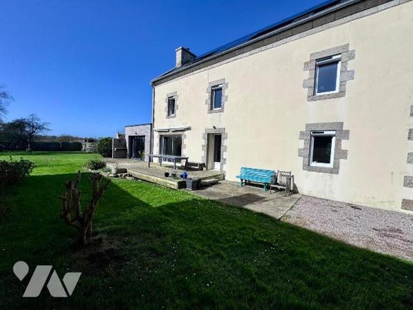LANNILIS - secteur campagne. Charmante propriété en pierre rénovée - Environnement calme et san...