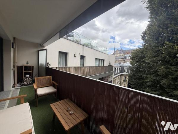 EXCLUSIVITE -REIMS rue de l'Ecu- T2 78,80m² + Loggia de 7m²-  Box fermé double