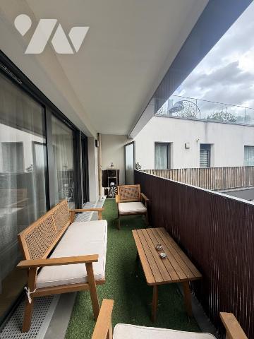 EXCLUSIVITE -REIMS rue de l'Ecu- T2 78,80m² + Loggia de 7m²-  Box fermé double