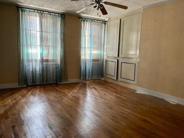 À vendre - Charmante maison au cœur de Salins-les-Bains