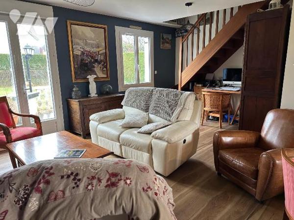 Maison familiale avec piscine - Secteur calme de cinq -Mars-la-Pile
Située dans un environneme...