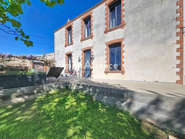 Maison à CHOLET, 49300 - 7 pièces 200m²